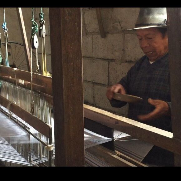 Beautiful alpaca scarf from Ecuador so soft and warm! - Picture 10 of 12